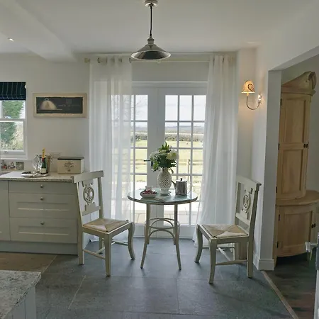 Garden House Дом отдыха Осмотерли